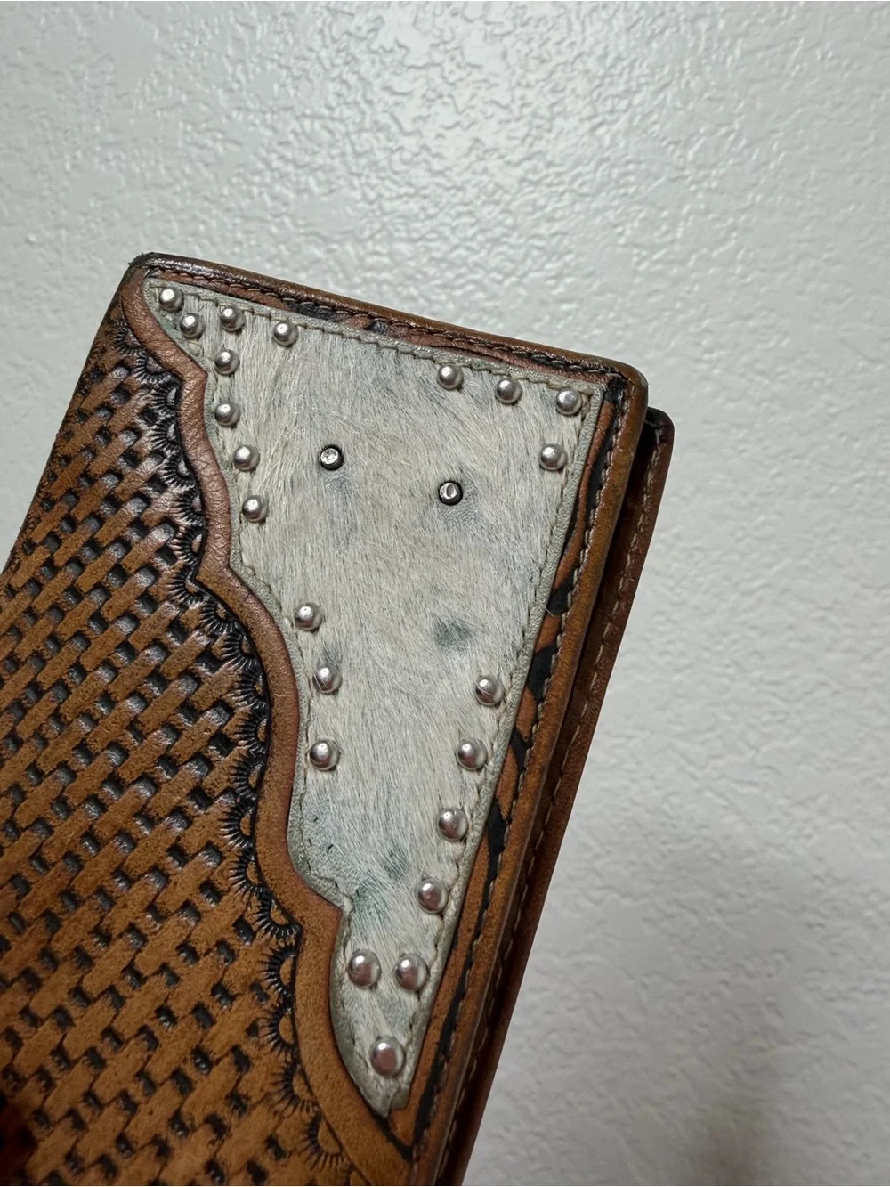 Vintage Genuine Leather Tooled Western Cowhide wallet